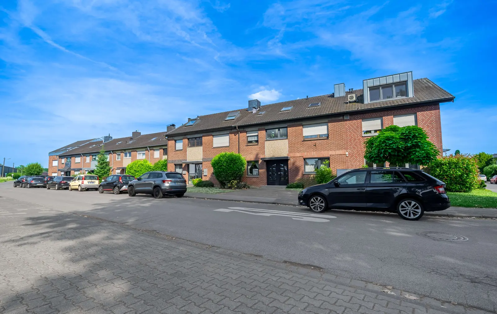 Straßenansicht der Wohnlage