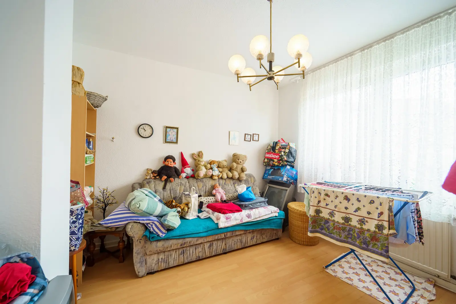 Wohnzimmer mit Essbereich